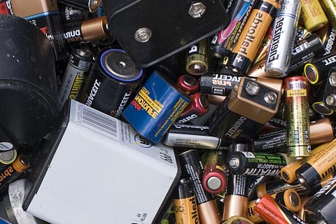 郊平坦上门回收废铅酸电池-回收锂电池价钱